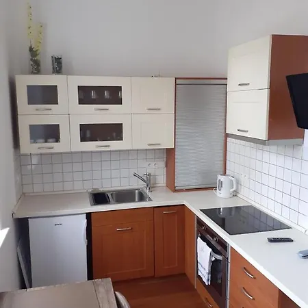 Ubytovani Na Spravnem Miste Znojmo Exterior photo