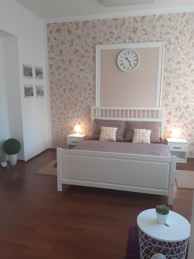 Apartment Na Spravnem Miste Znojmo